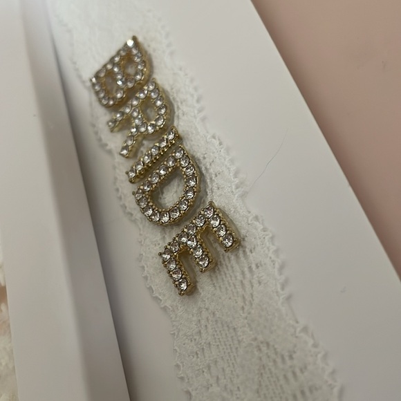 Miss to Mrs lace rhinestone pearl bridal wedding garter set gift - Picture 3 of 4